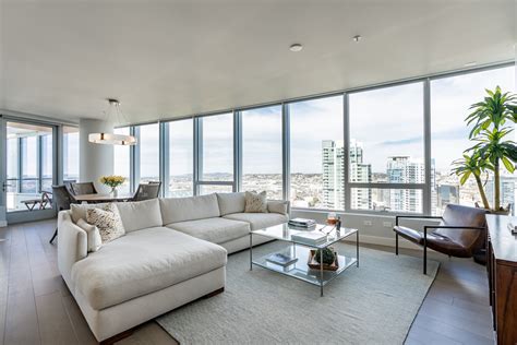 Step Inside This Stunning San Diego Condo With Sweeping City Views