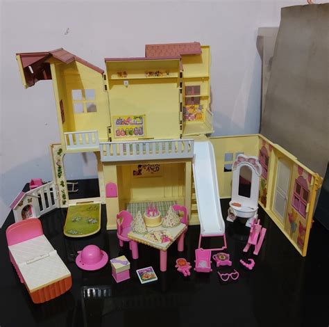 1999 Barbie Kelly Pop Up Playhouse 興趣及遊戲 收藏品及紀念品 明星周邊 Carousell