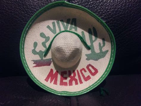 100 Sombrero Miniatura 5 Cm Tricolor Septiembre Mexico Fiest 59900