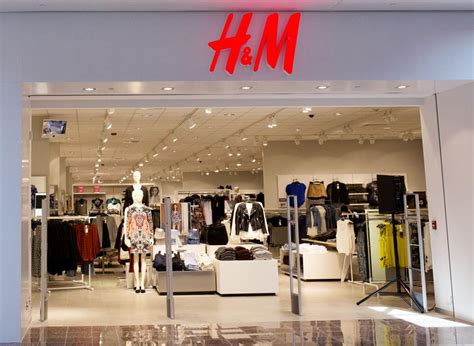 Handm Now Open At Gateway Mall Local