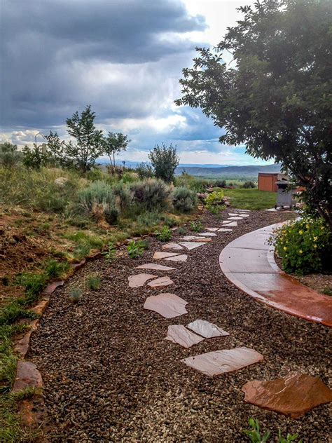 15 Stunning Rustic Landscape Designs That Will Take Your