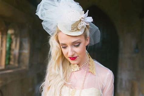 Bridal Top Hat Top Hat Champagne Wedding Veil Alternative Bride