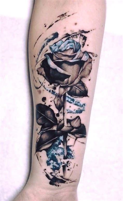 When it comes to forearm tattoo designs, there are a variety of amazing choices which range from the minimalistic to full forearm covered tattoos. Pin de Amanda Huegele em Tats n piercings | Tatuagem ...
