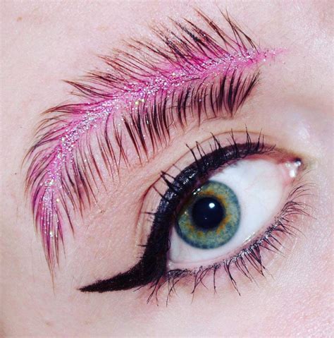 Feather Brows Is The New Beauty Trend Ruling Instagram Grazia India