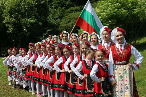 What Is The Bulgarian Folk Dress Mean What Does It Mean