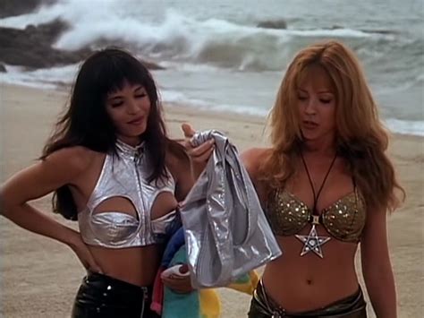 Frame Found On Twitter Tina Lawrence And Stephanie Hudson In Beach