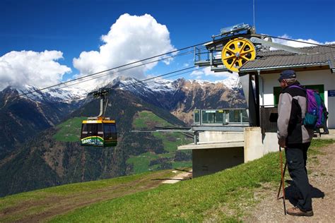 Seilbahn Schennaberg • Bergbahn Sentres