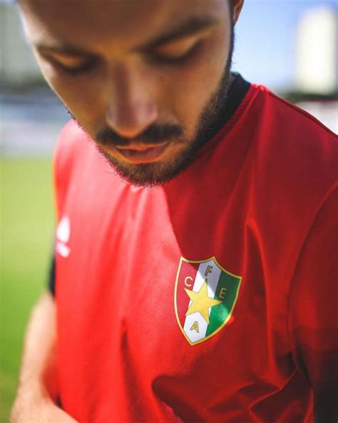 Benfica seferovic aumenta vantagem do benfica sobre o estrela com ajuda de um desvio. Novas camisas do Estrela da Amadora 2020-2021 Claw » MDF