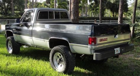1985 Gmc Sierra Classic 4x4 K2500 Pickup Truck Long Bed Super Low Miles