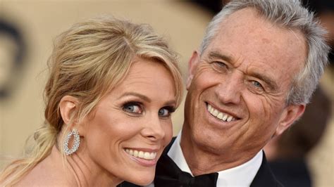 The Story Behind Cheryl Hines Marriage To Robert Kennedy Jr