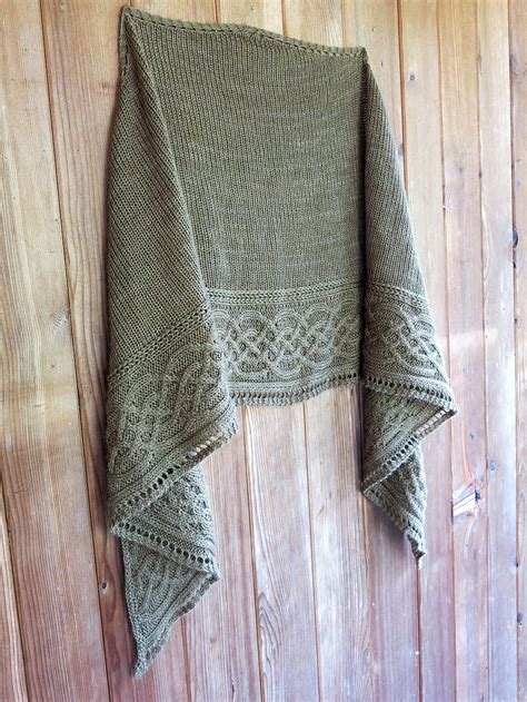 Sep 07, 2021 · for more knitting full of love, check out my 5 most popular heart knitting patterns! Celtic Myths | Knitting patterns boys, Celtic myth, Aran ...
