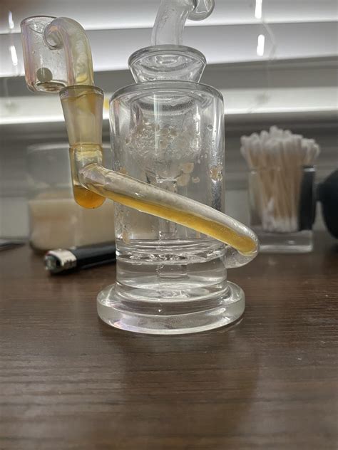 Why do I get so much reclaim? This is after a few days. I dab a lot