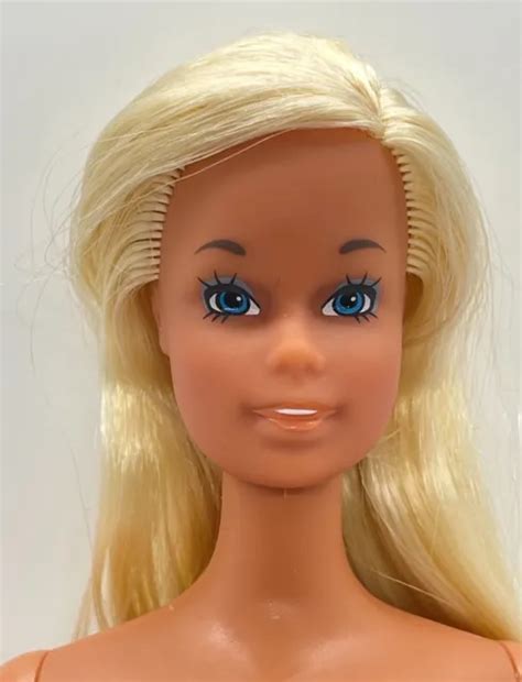 Barbie Malibu Vintage Reproduction Nude Tnt Repro Doll Blonde