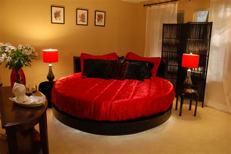 Sercio Round Bed Round Beds Bed Design Small Bedroom Ideas For Couples