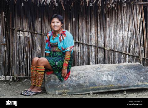 Panama San Blas Archipelago Kuna Yala Kunas Indigenous Community