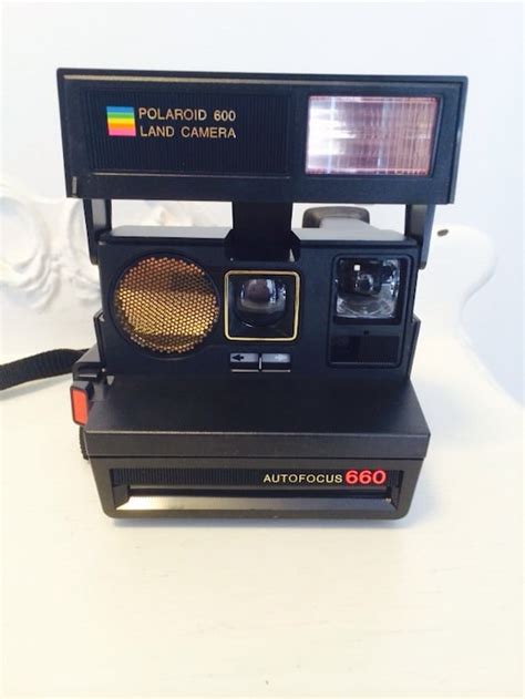 Vintage Polaroid Autofocus 660 Land Camera