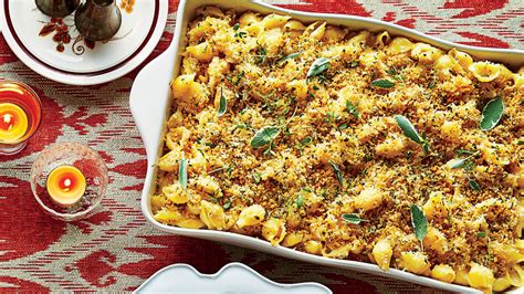 Seafood mac and cheese ingredients: Thanksgiving Mac and Cheese Recipes You Need to Try ...