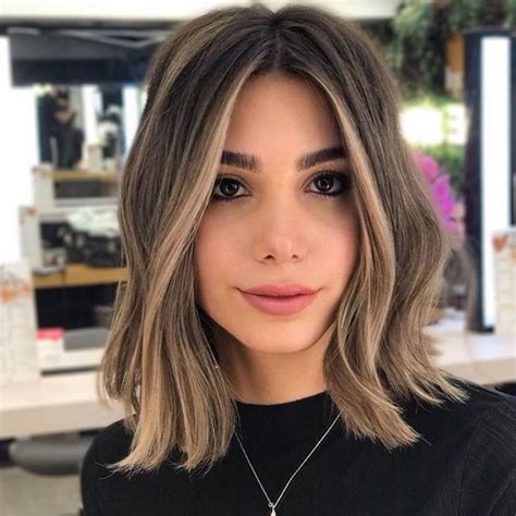 Oct 13, 2020 · shoulder length hair is great for a mature woman, says gillen. 30 Shoulder Length Hairstyles Make You Stylish in Fall ...