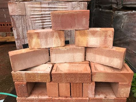 Lbc Rustic Bricks Rhino Building Supplies