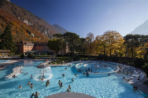 Farinet, les bains, mais pas seulement! Les Bains de Lavey | Suisse Tourisme