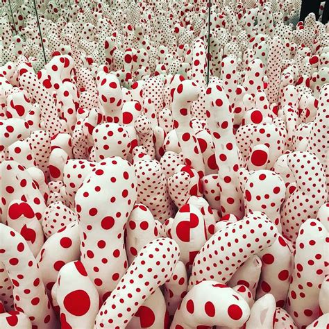 There Is A Comfort In Polka Dots Broad Yayoikusama Yayoi Kusama Tentacle Sculpture Art