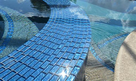 Properly Installing Glass Mosaic Tiles In Swimming Pool And Spas