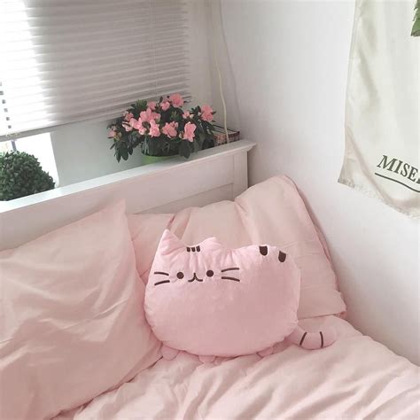 Or even need to find a grunge bedroom? -𝐱𝐧𝐧𝐫𝐨𝐱 | Aesthetic room decor, Pink bedding, Bedroom ...