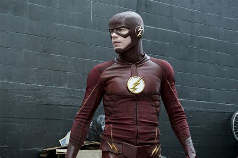 After an unsteady turn in season three, the flash returns to its roots with a fourth season packed with humor, spectacle, and a whole lot of heart. The Flash season 3 episode 19 recap: It's another dumb ...