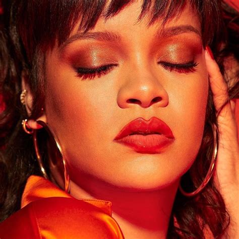 Рианна Rihanna фото №1300400 Rihanna Fenty Beauty Gloss Bomb