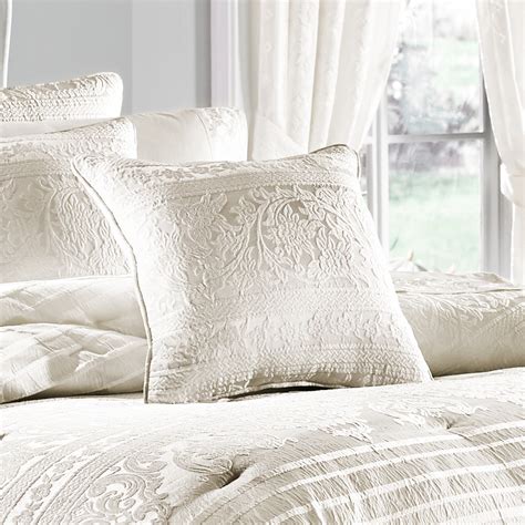 Mackay White By Five Queens Court Bedding