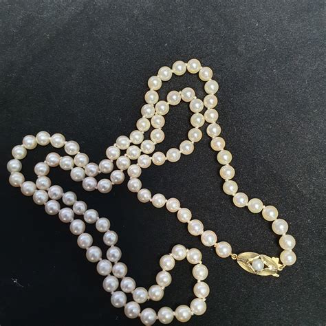 Beautiful 27 Vintage Necklace Cultured Pearls With 9ct Pearl Set Clasp