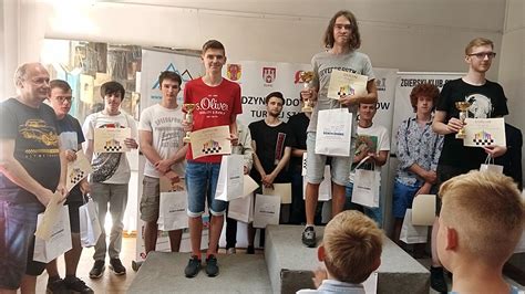 Bracia Jagodzińscy stanęli na podium turnieju szachowego w Łodzi