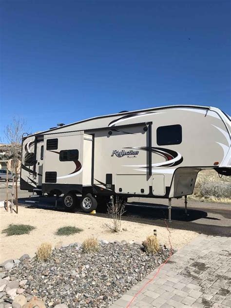 2017 Used Grand Design Reflection 26rl Fifth Wheel In Nevada Nv