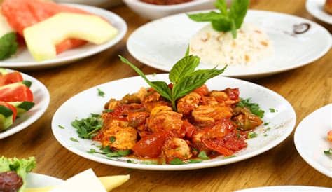 Eso significa que se está quemando, lo que puede irritar su sistema digestivo y producirle pesadez. Receta de Mollejas de pollo en salsa paso a paso