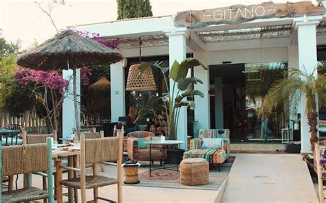 Our menu of seasonal, local ingredients is a modern take on traditional mexican flavors with dishes cooked in the fires of our wood burning oven and open grill. Gitano | Urbanologie