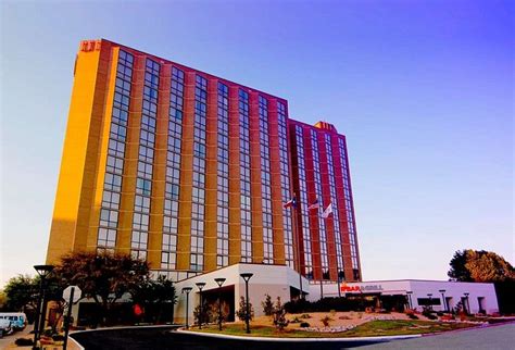 Hilton Arlington 151 ̶1̶7̶7̶ Updated 2022 Prices And Hotel Reviews Tx