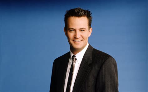 Matthew Perry qui incarnait Chandler dans Friends est mort à lâge de