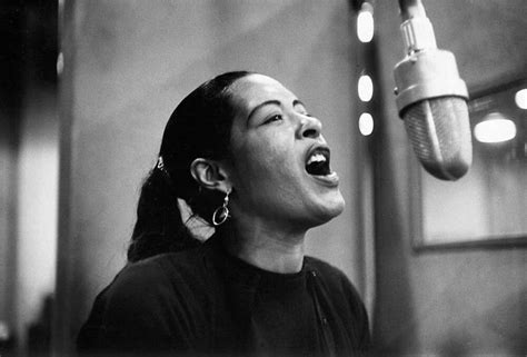 25 Of The Best Female Jazz Singers Of All Time That You Should Listen