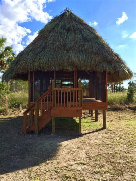 Trail Lakes Campground In Florida Allows Guests To Sleep In The Middle