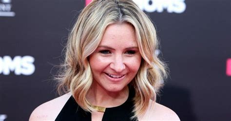 Days After Young Co Stars Death 7th Heaven Star Beverley Mitchell
