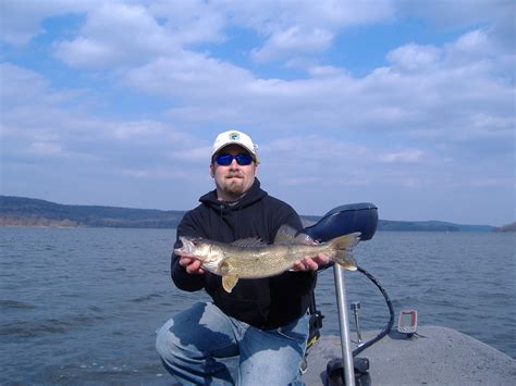 Dig in anchors is the company, and i now have the anchor system installed on the bow and stern of my stratos. Dig-In Shallow Water Anchor | Fish Pittsburgh