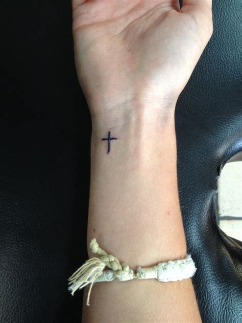 Small Cross Tattoos On The Wrist Free
