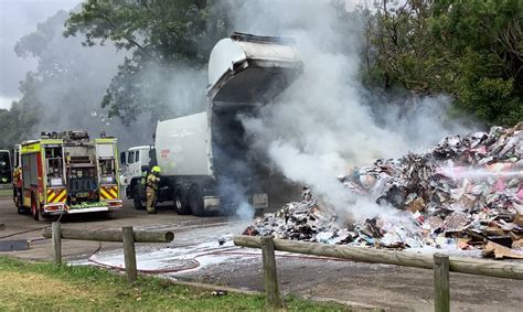 Discarded Batteries Cause Garbage Truck Fire St George And Sutherland