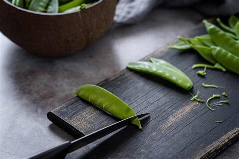How To Prepare And Cook Snow Peas 5 Methods