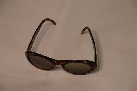 authentic gucci women s vintage sunglasses gg 2400 02y etsy