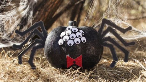 How To Make A Halloween Spider Pumpkin Diy Halloween Pumpkin Diy