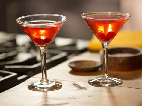 But isn't thanksgiving an american (and canadian!) holiday? Spanish Cranberry Sparkling Martini | Recipe | Food ...