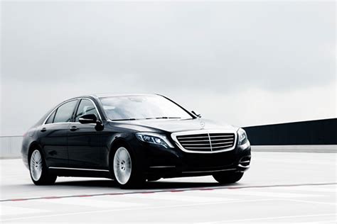 Maybe you would like to learn more about one of these? MERCEDES-BENZ S400 HYBRID on Behance