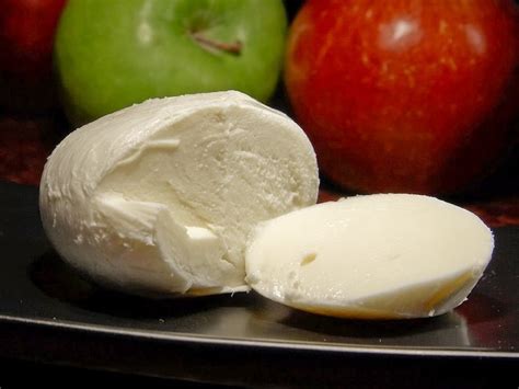 How To Make Organic Raw Mozzarella Cheese