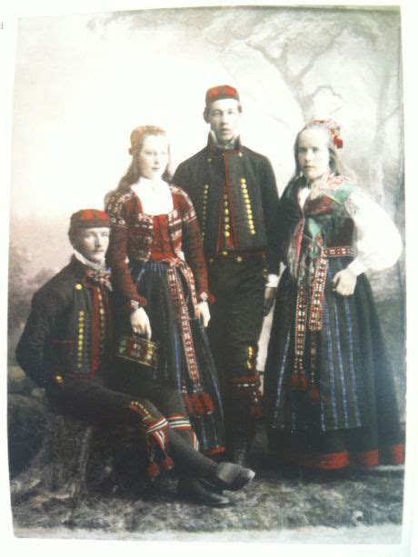 folkdräkter ifrån delsbo hälsingland traditional costumes from delsbo hälsingland sweden
